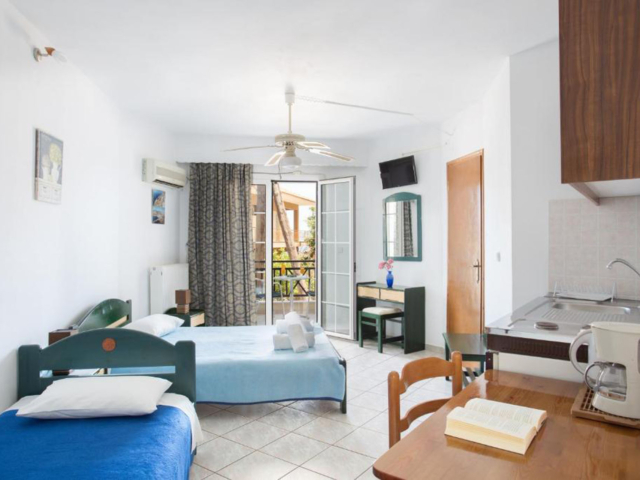 Monemvasia Hotels